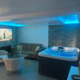 Sandspa logement avec jacuzzi, hotel a Orange