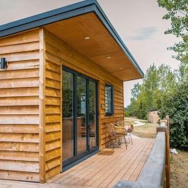 Lakeside Lodge- 'Lapwing', hotell i Bishampton