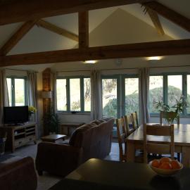 Honeysuckle Farm cottages, Hotel in Glastonbury