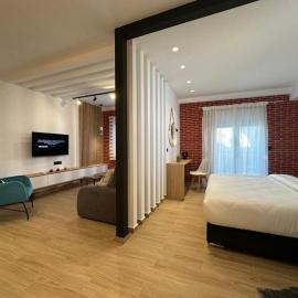 Centro Urban Suites, hotel a Kalabaka