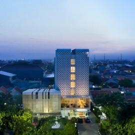 KHAS Tegal Hotel, hotel en Tegal