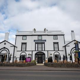 Ardencaple Hotel by Greene King Inns, hotell i Helensburgh