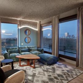 Room 12