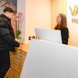VAD HOSTEL ALICANTE - Albergue Juvenil: Alicante'de bir otel