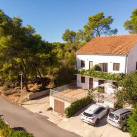 Apartments Iskra