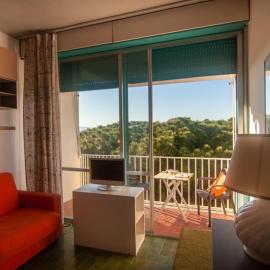 Monolocale CM, hotel u gradu Folonika