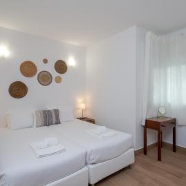 Apartment With a Garden, Close to Carcavelos Beach