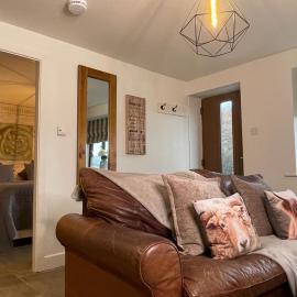 Hollies Cottage, Hotel in Keighley