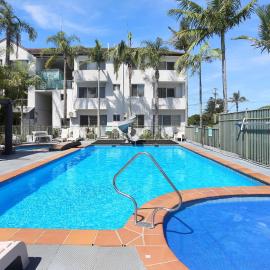 Providence Apartment 5, hotel in Hawks Nest