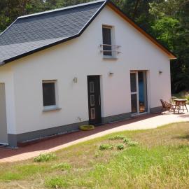 Ferienhaus Am Waldrand - "Libelle", hotel en Tornitz