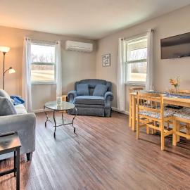 Peaceful Missouri Cabin Rental on 55 Acres!, hotel a Canton