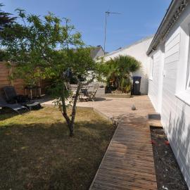 Petite maisonnette 9mn à pied gare, 5 mn plage !
