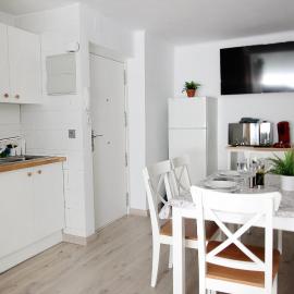 Apartamento los Pirineos Sabi, hotel in Sabiñánigo