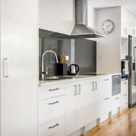 Forest View Apartment with Parking and Garden