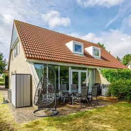3 Bedroom Cozy Home In Vlagtwedde, viešbutis mieste Vlagtwedde