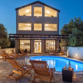 Amazing Villa Grande with swimming pool