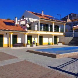 Figueira e Barros में, होटल 6 Persoons Woning met Zwembad. Rustig gelegen.