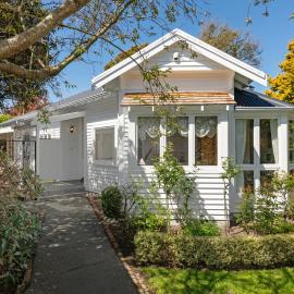Fendalton Villa - Christchurch Holiday Home