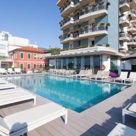 Hotel Adlon, hotel em Lido di Jesolo