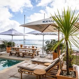 Sea Castle Hotel Camps Bay, хотел в Кейптаун