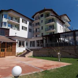 Хотел ПАНОРАМА ДОСПАТ, viešbutis mieste Dospatas