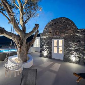 Red beach Harmony Suites Stone house