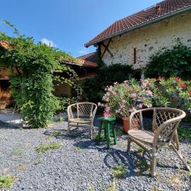 Spacious luxury farmhouse