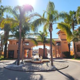 Geweldig Appartement in Los Alcázares direct aan de Boulevard
