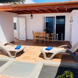 Vivienda Vacacional Naia, hotel en La Asomada