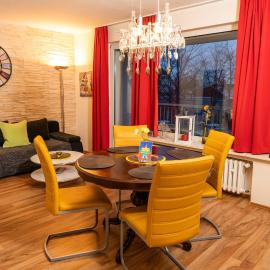 Fewo Art City-Studio Kassel 3, modern, ruhig, citynah, kostenfreie Parkplätze, großer Balkon, voll ausgestattet, hotel em Vellmar
