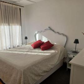 Casa rural La Endrina, hotel din Terriente