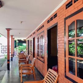 Oka Homestay Mitra RedDoorz, hotel in Mataram