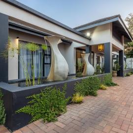 Magnolia Guesthouse, hotell i Alberton
