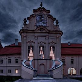 Hotel Klášter Želiv、Želivのホテル
