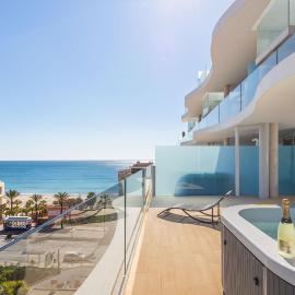 Higuerón Rental Wave&Sea - Managed by Higuerón Resort, hotel a Fuengirola
