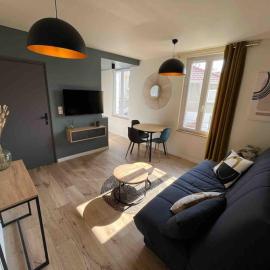 Appartement Proche Hôpital La Tronche – hotel w mieście La Tronche