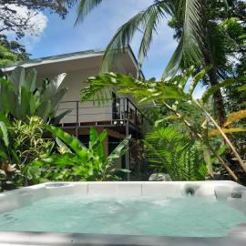 Miah house, hotel u gradu Puerto Jiménez