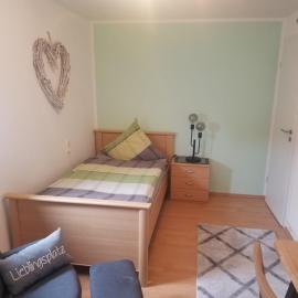 Gästehaus Kloep، فندق في هيلسهايم