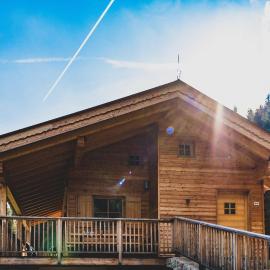 Karlshütte, hotel in Avelengo
