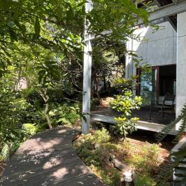 Tranquil Garden Studio, hotel in Wollongong