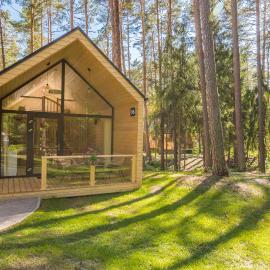 BURSZTYNOWO Ośrodek Wczasowy, hotel u gradu Štutovo