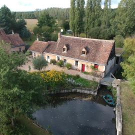 Moulin de la Diversiere, gîtes avec piscine en pleine nature