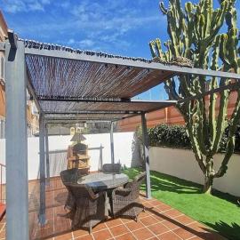 Casa llena de luz en Benajarfe