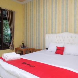 RedDoorz Syariah near Gardu Pandang Dieng, хотел в Kejajar
