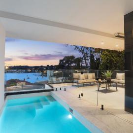 सिडनी में, होटल Luxury Waterside Home