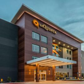 La Quinta Inn & Suites by Wyndham Galt Lodi North, hotel u gradu 'Galt'