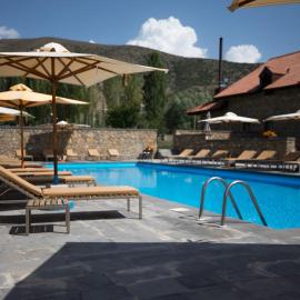 Tufenkian Avan Marak Tsapatagh Hotel, hotel v destinaci Kzylkʼend