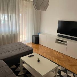 Apartman Danica, hotel di Kutina