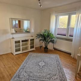 Große PRIVATE SPA WELLNESS Ferienwohnung in KOBLENZ NÄHE ZUM RHEIN, hotel in Koblenz