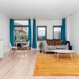 One bed flat with additional double mattress suitable for 4